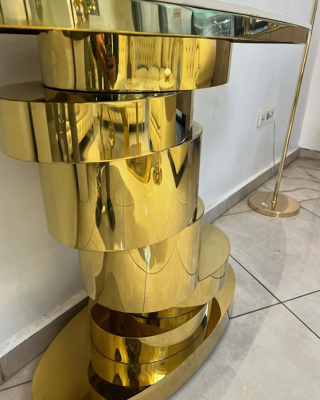 Designer Console Table (48"×15"×30") With PVD Finishing