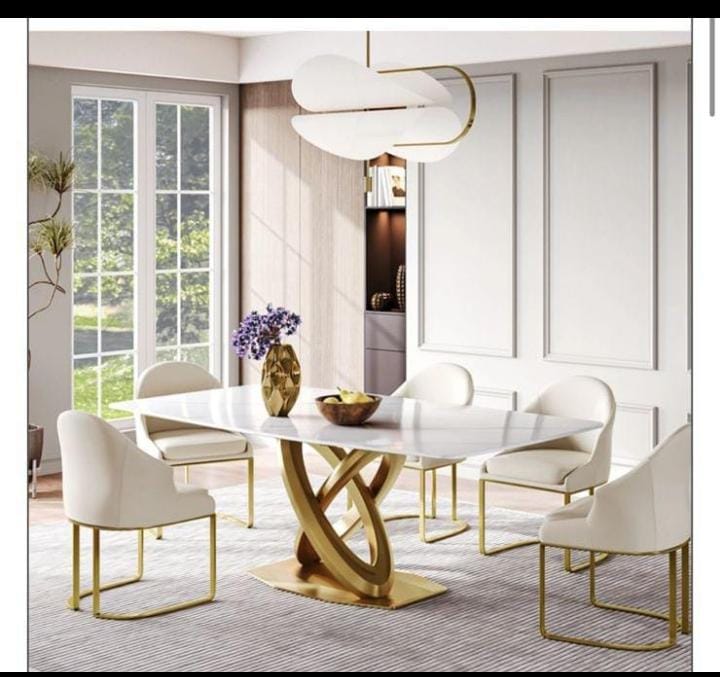 Exclusive Dinning Table