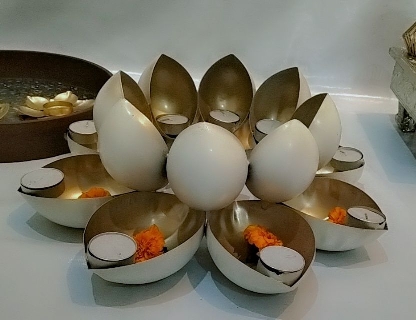 Lotus Urli T light Stand