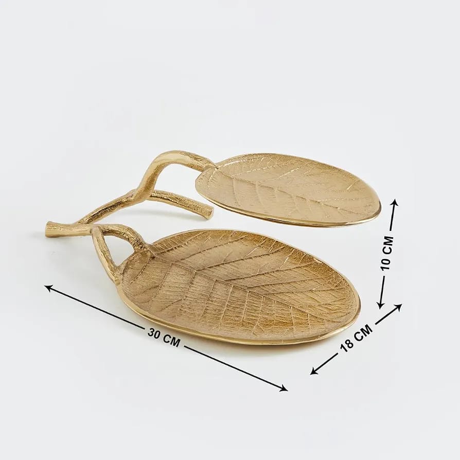 Serve Guest On Double Leaf Platter