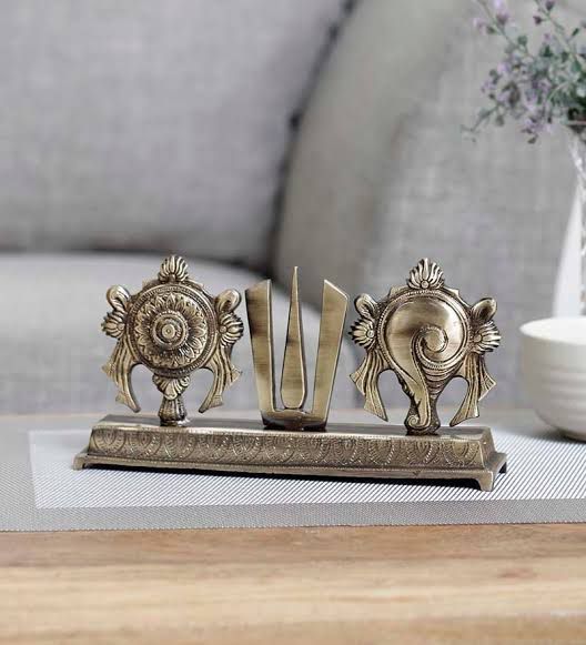 Brass Shankh Chakra Idol