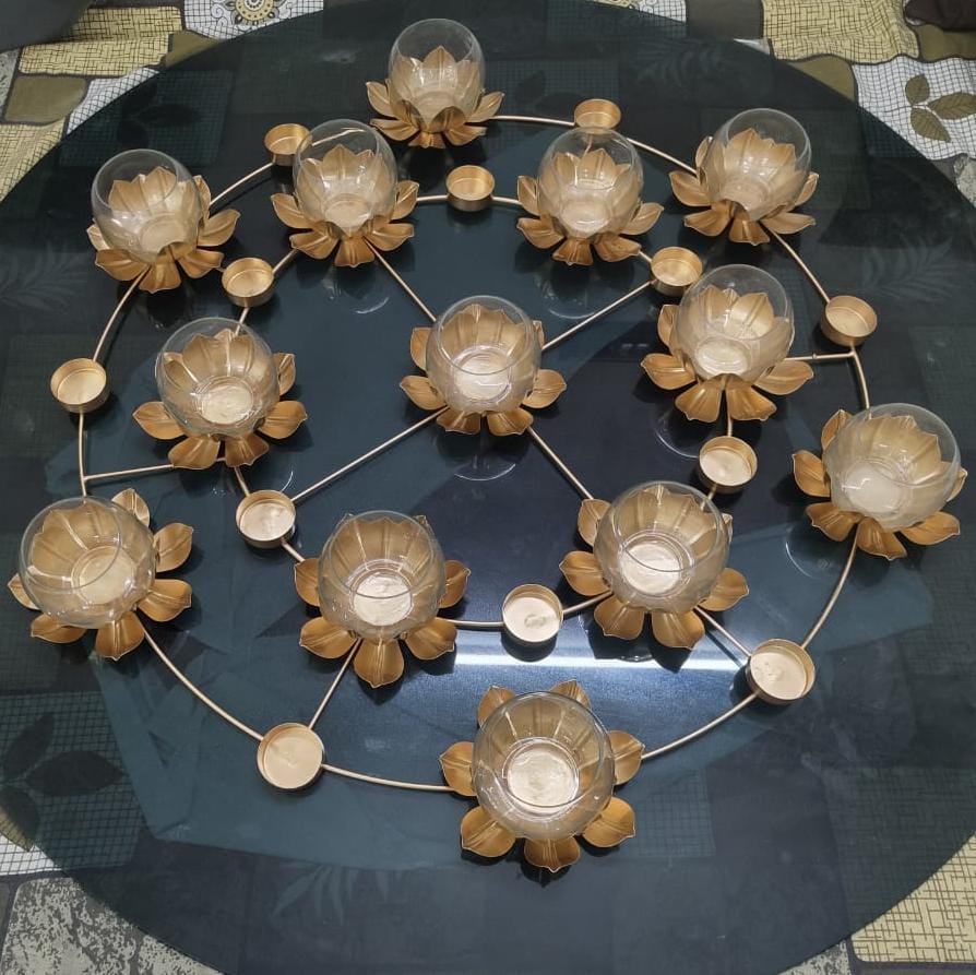 Captivating Elegance: Big Rangoli Urli