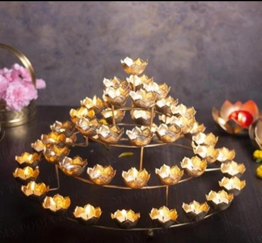 51 Tlight Stand