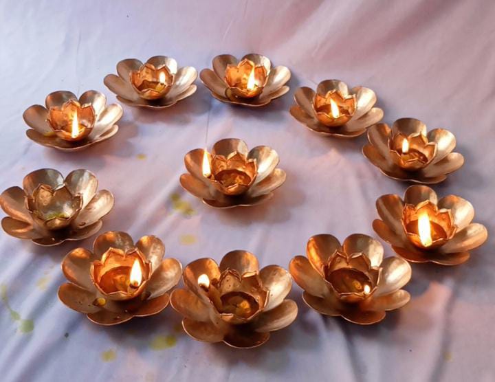PC Home Decor | 11 Piece Metal Flower Diya Set, Gold