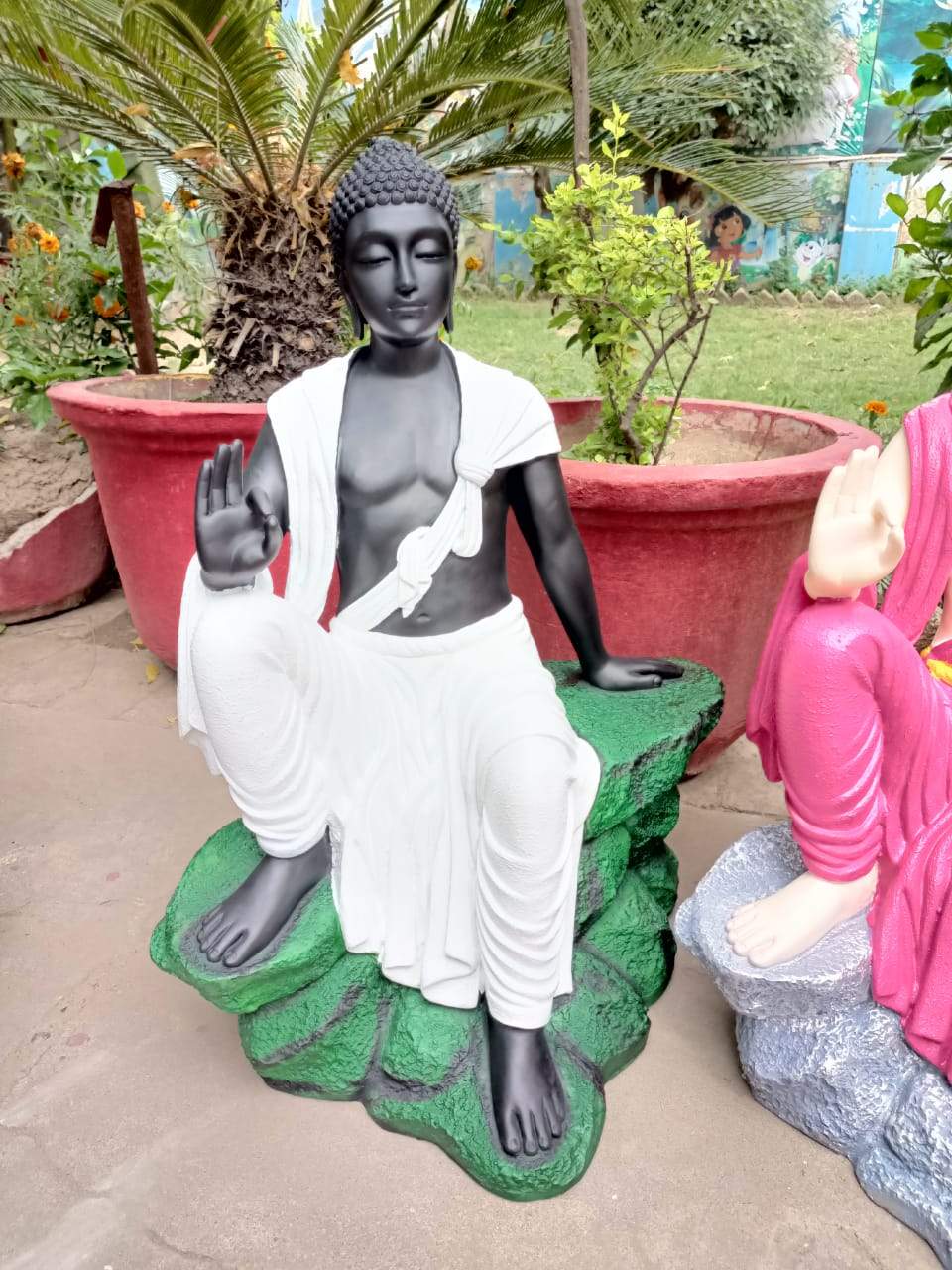 PC Home Decor | Polyresin Buddha Statue, Gold and Yellow