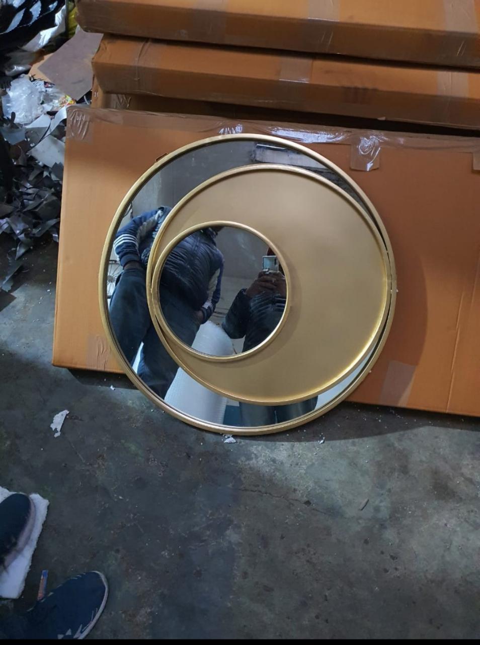 PC Home Decor | Urban Metal Glass Designer Wall Mirror, Gold