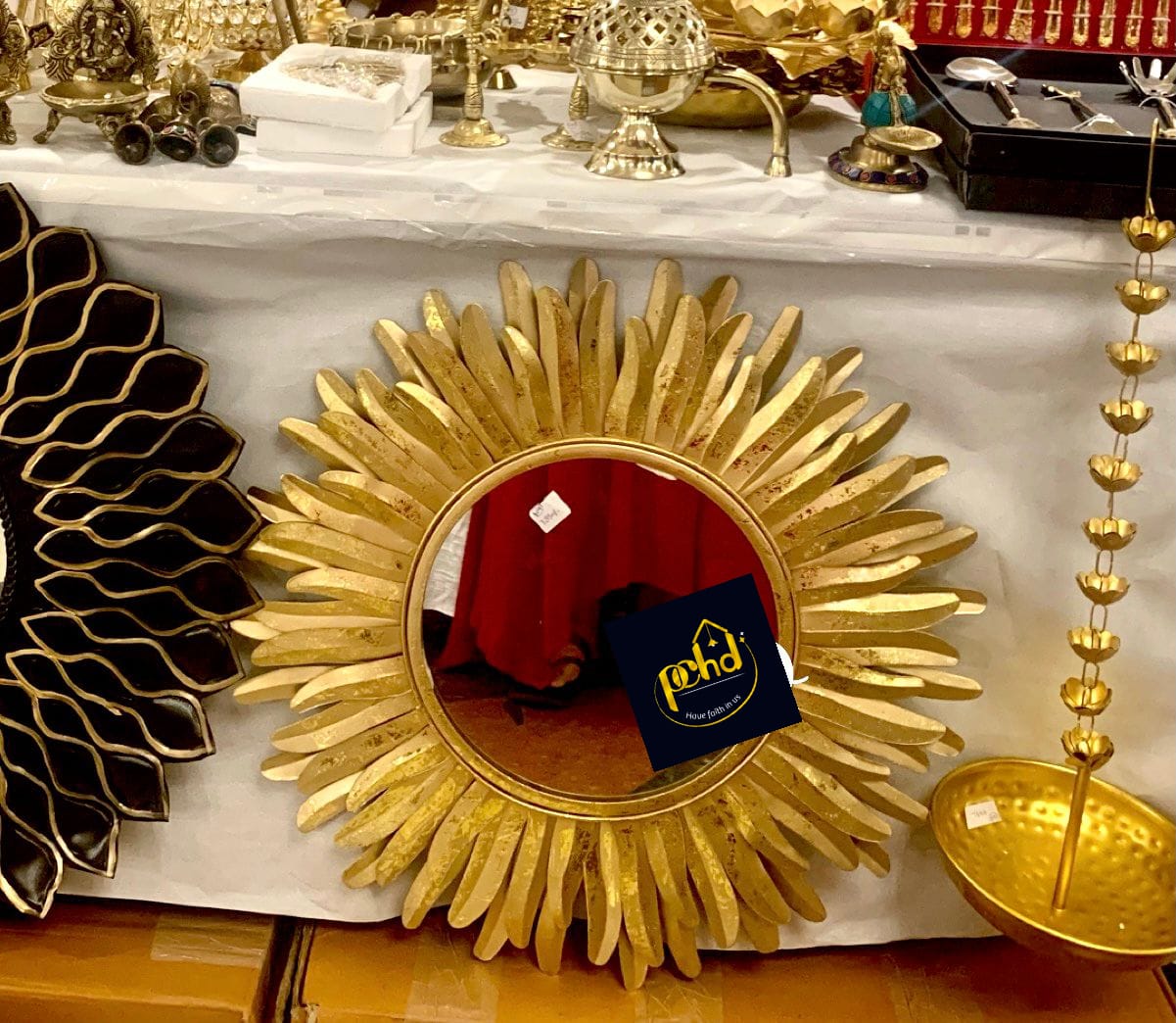 PC Home Decor | Thick Gold Leaf Mirror, Gold