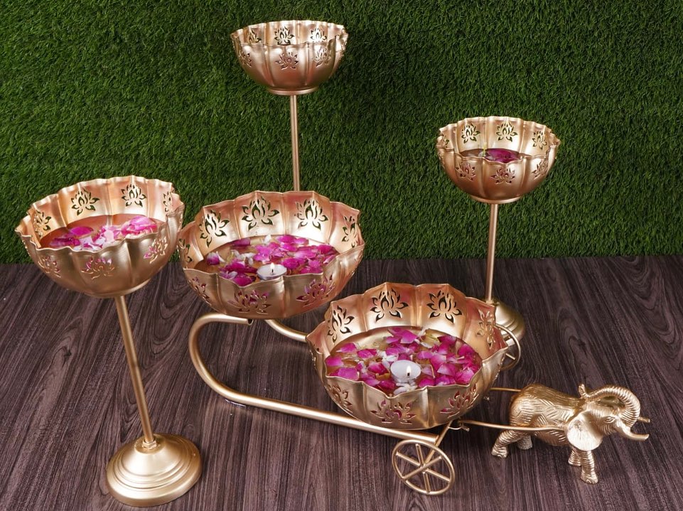 Elephant Rath Urli With Lotus Design