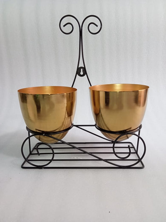PC Home Decor | Plated Metal Stand Planter
