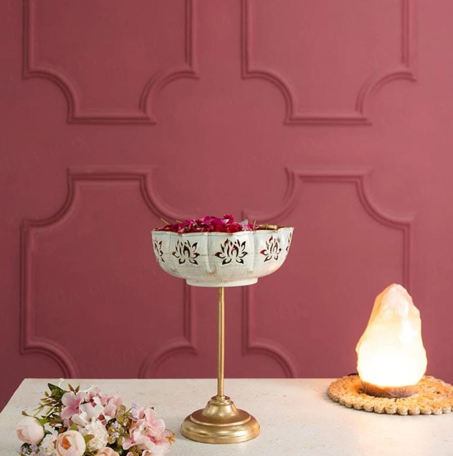 Standing Urli With White and Gold Finish
