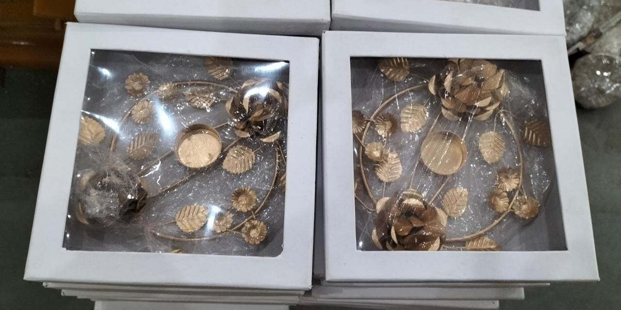Exclusive candle with gift box