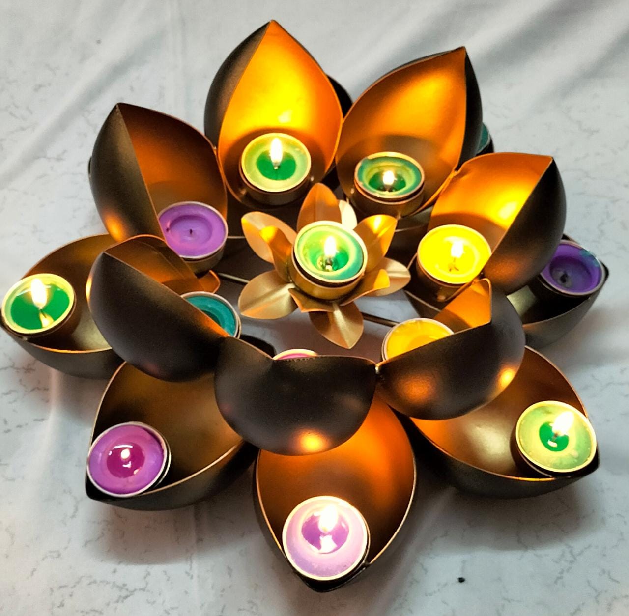 PC Home Decor | Metal Lotus T Light Urli, Black