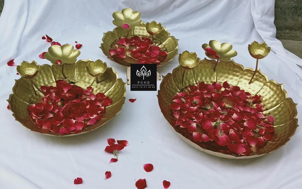 PC Home Decor | Set of 3 Metal Taj Tashla Flower Branch Urli, Gold