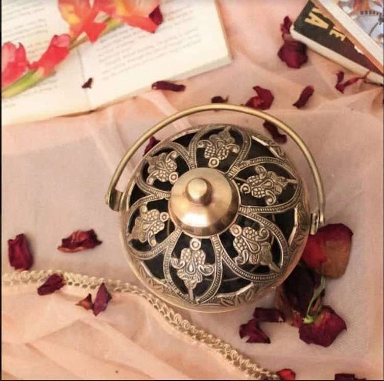 Antique Brass Fumer / Dhoop Burner with Lid and Handle, Set of 20 pcs With Gift box packing