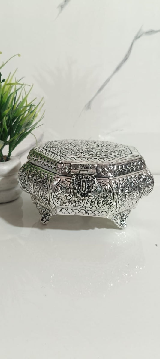 Antique Finished Hexagon Shape Dryfruit Box