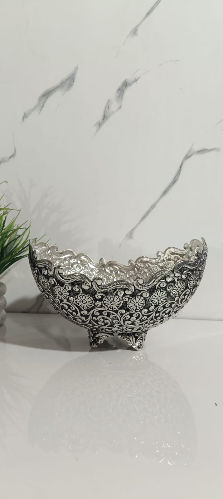 Antique finished Hand made heavy carving fruits bowl
