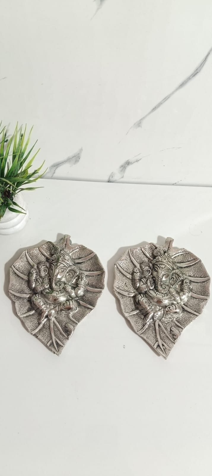 Wall Hanging Shree Vinayak Engraved Leaf,(Set of 10 pcs)