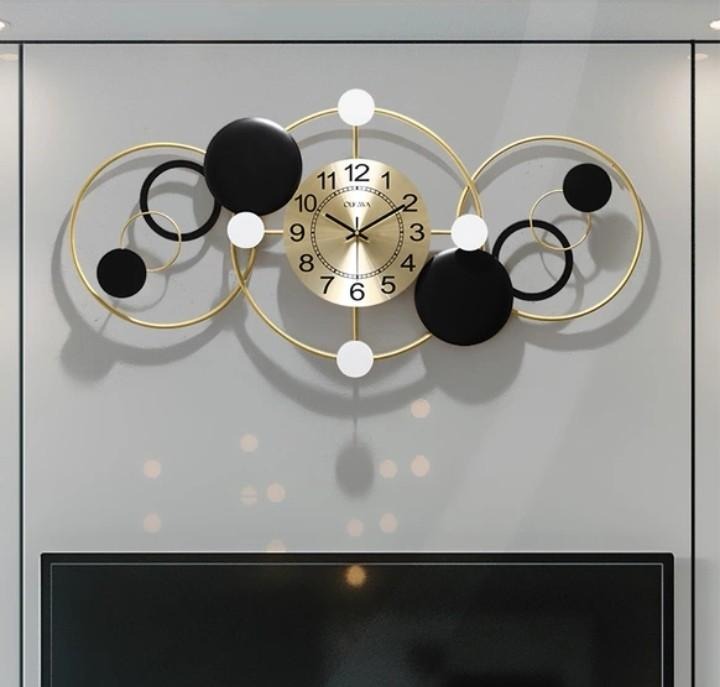PC Home Decor | Large Planets Wall Clock Art Decor, Gold and Black