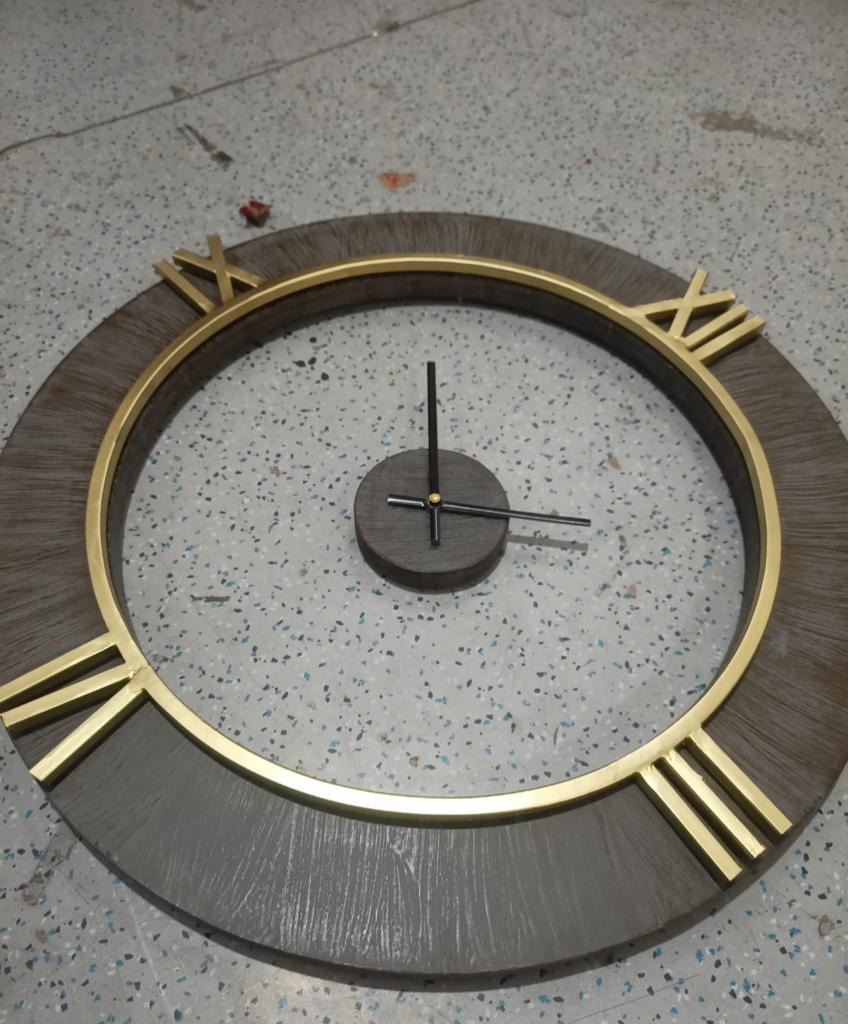 Metal Round Wall Clock  , Brown and Gold