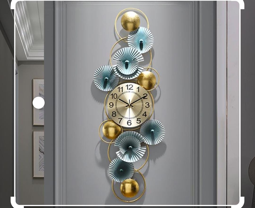 PC Home Decor | Vertical Metal Wall Art with Clock, Gold and Green