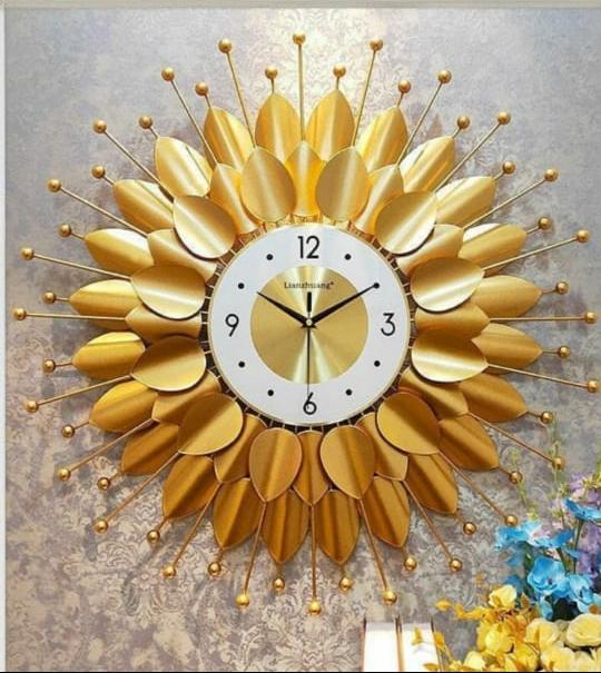 PC Home Decor | Large Metal Leaf Wall Clock , Bright Yellow