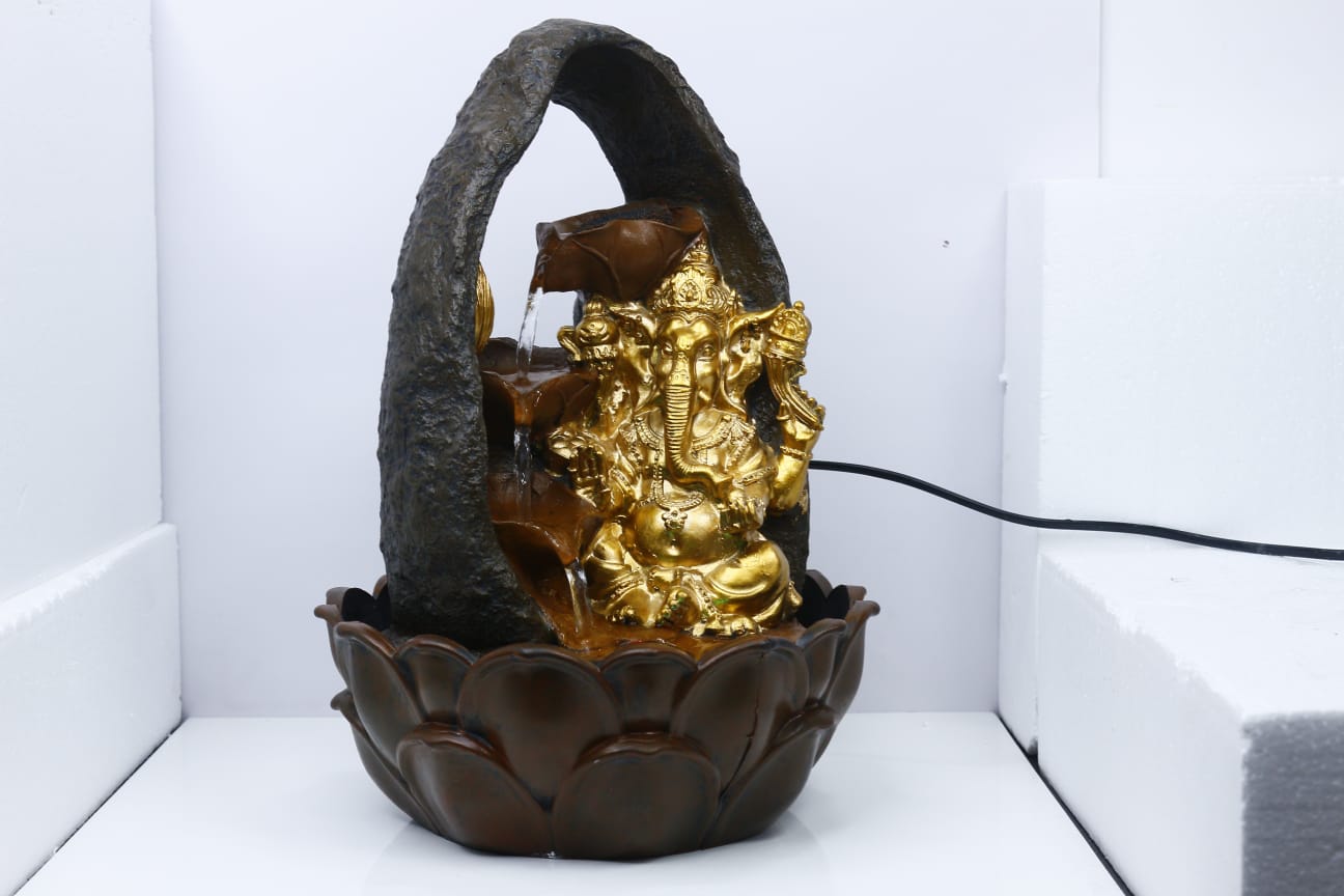 PC Home Decor | Ganesha Fountain in a basket, Brown and Gold