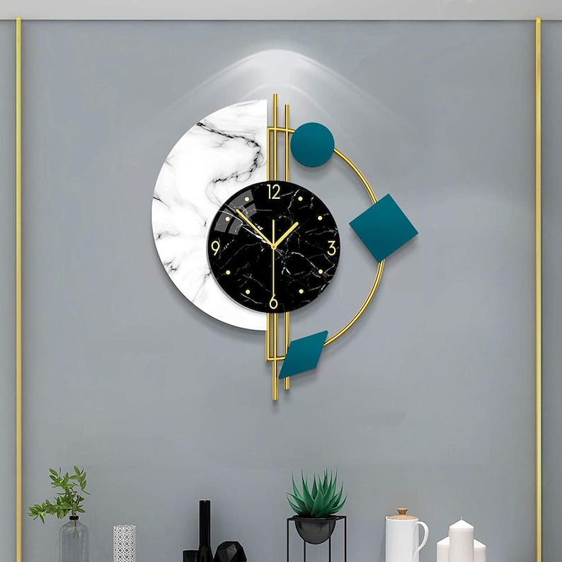 Exclusive Vertical Metal Wall Clock