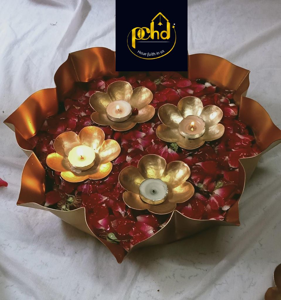 PC Home Decor | Flower Urli with Floating Diya, Gold