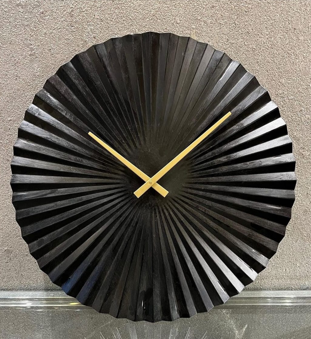 PC Home Decor | Black Metal Wall Clock