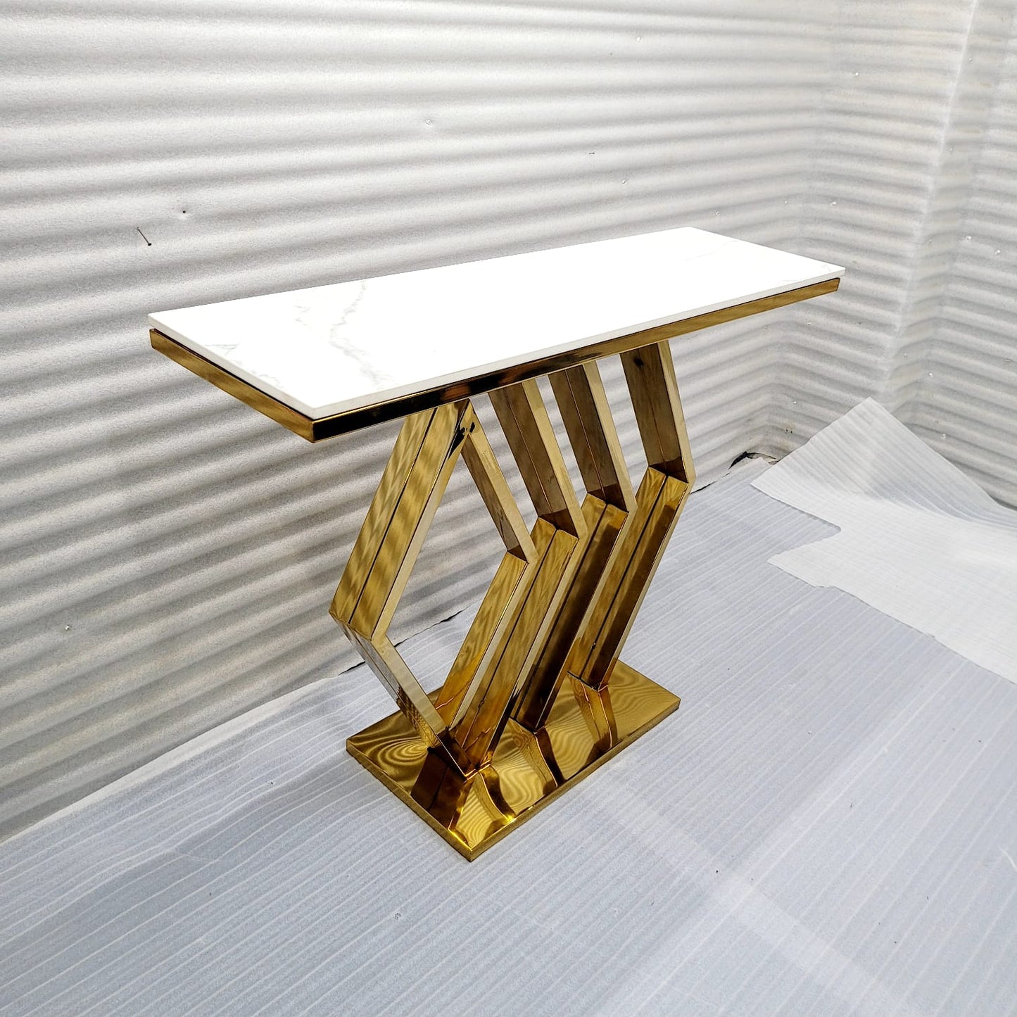 PC Home Decor | Metal Golden Console Table , Gold and White