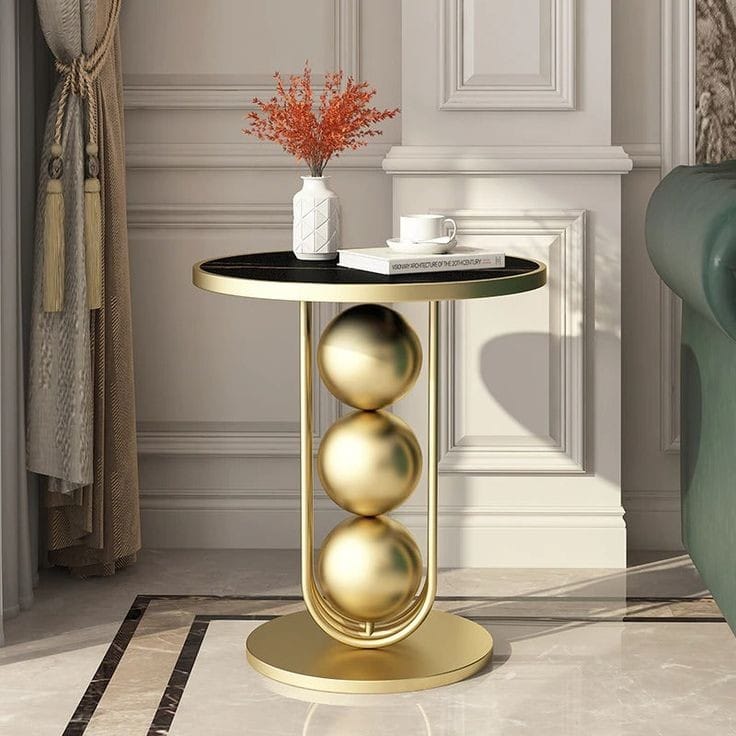 Exclusive 3 Balls Stainless Steel Table