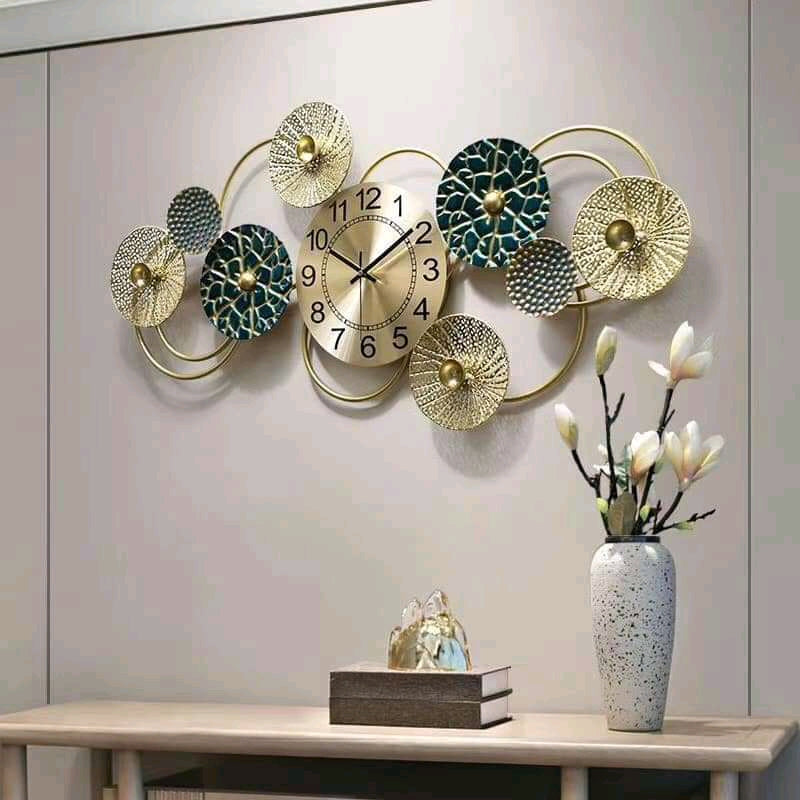 Classic 3D Round Elegant Wall Clock Decor