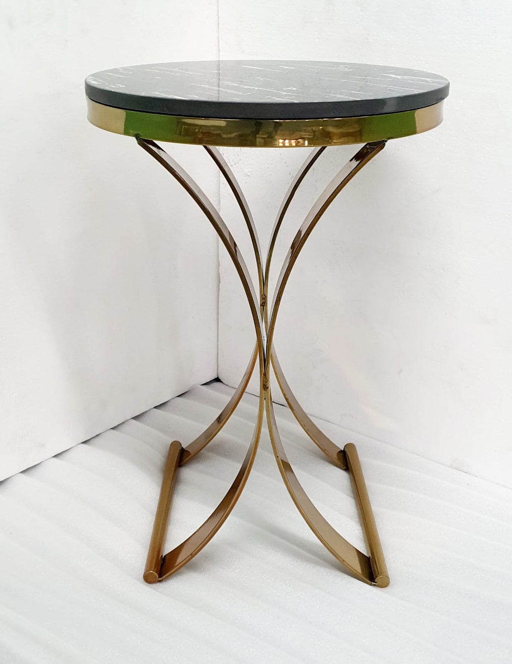PC Home Decor | Round Coffee Side Table with Glass Top, Gold