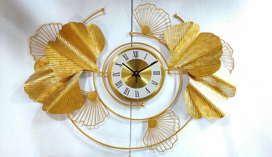 PC Home Decor | Golden Ginkgo Wall Art with Clock, Bright Gold